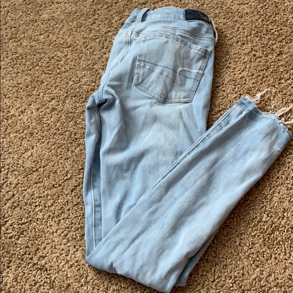 American eagle super stretch jeans with rips